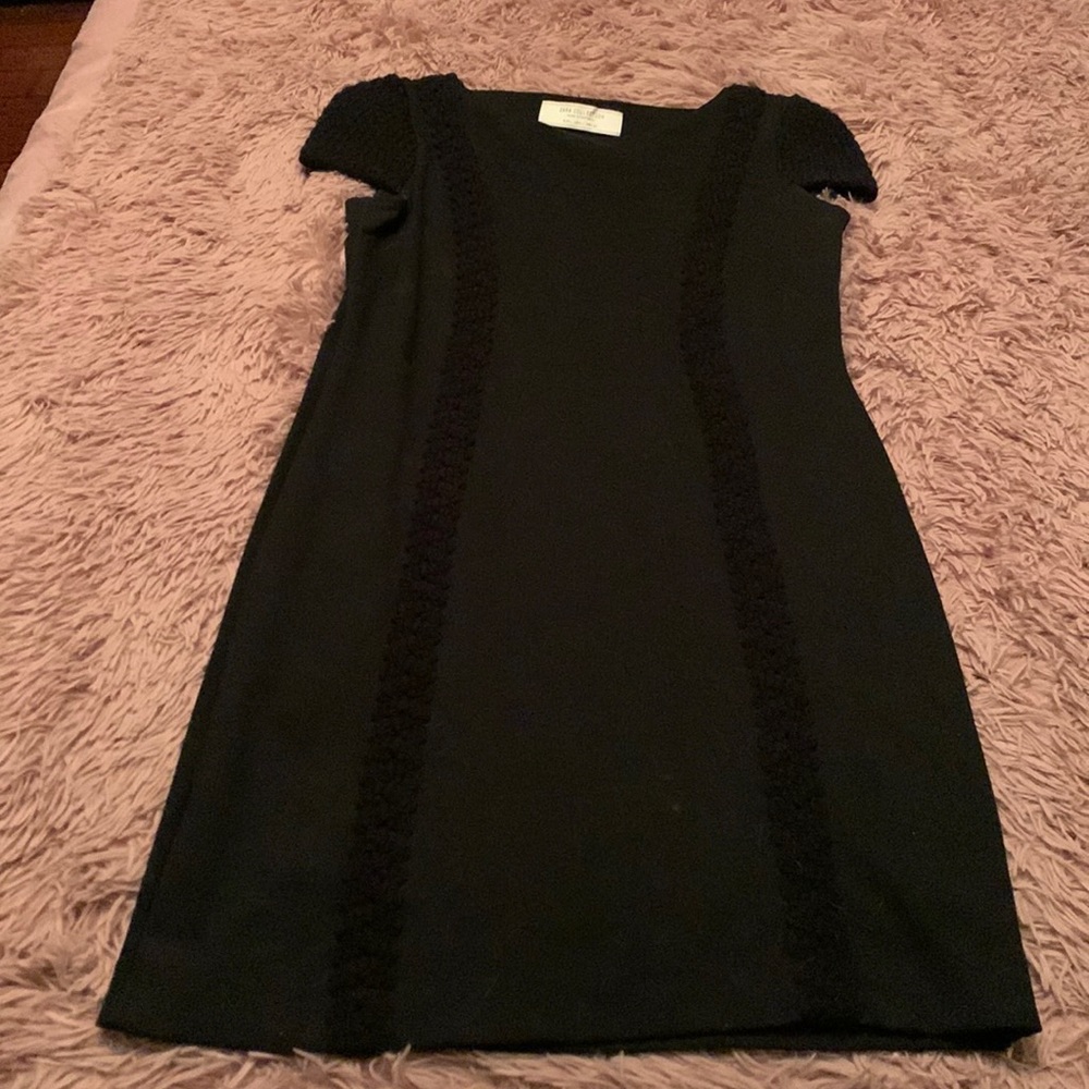 Beautiful Zara dress - only been worn once.